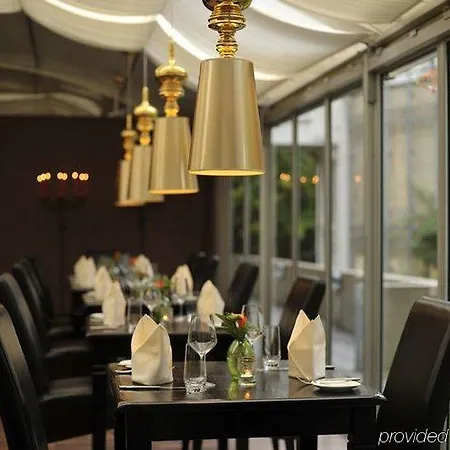Rolandsburg Hotel 4*